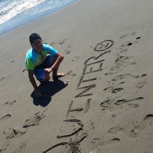 Meet your Posher, Noe